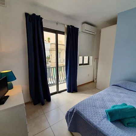 Cosy Close To Seafront A/C & Free W-Ifi St. Paul's Bay Exterior photo