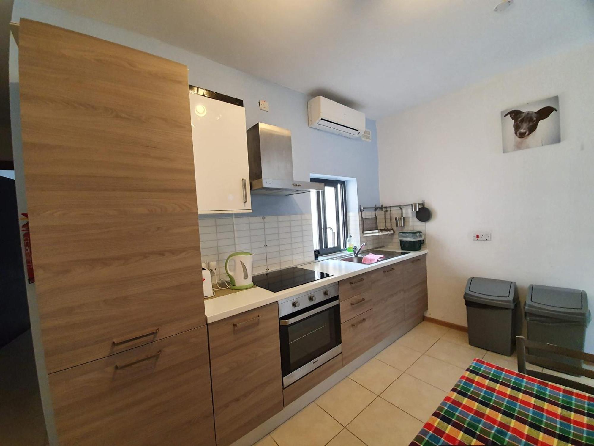 Apartment Cosy Close To Seafront A/c & Free W-ifi St. Paul's Bay